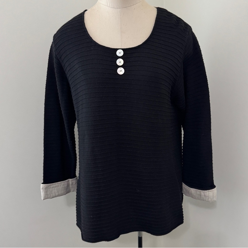 Margaret Winters Medium Black Tunic Top ~ Classic Capsule Minimalist‎